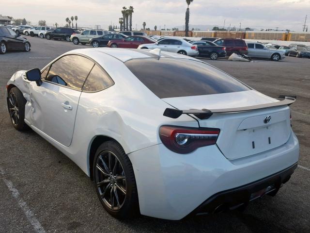 JF1ZNAA18H8707470 - 2017 TOYOTA 86 BASE თეთრი ფოტო 3