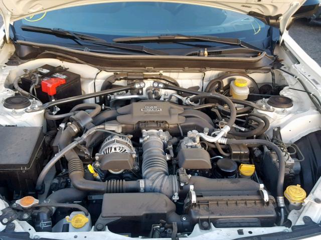 JF1ZNAA18H8707470 - 2017 TOYOTA 86 BASE თეთრი ფოტო 7