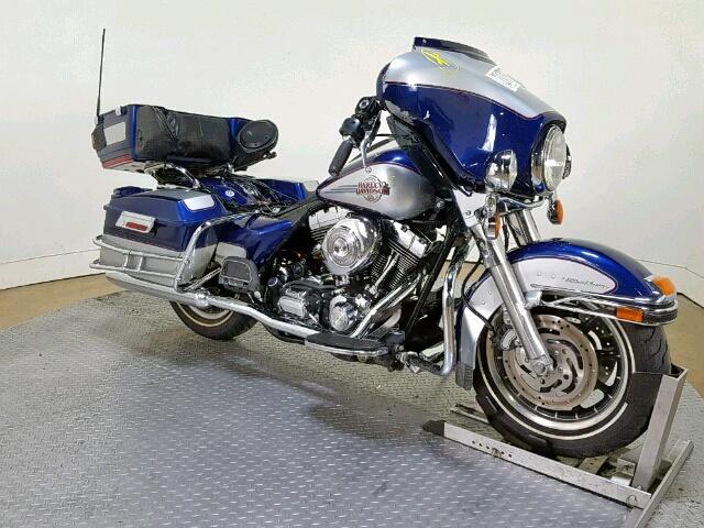 1HD1FCW126Y647304 - 2006 HARLEY-DAVIDSON FLHTCUI BLUE photo 2