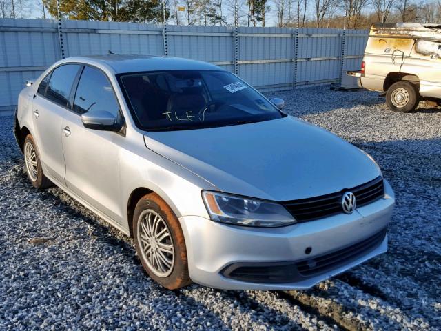 3VWD17AJ0EM359574 - 2014 VOLKSWAGEN JETTA SE SILVER photo 1