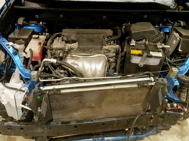 JTMZFREV4GD091694 - 2016 TOYOTA RAV4 LE 蓝色 照片 7