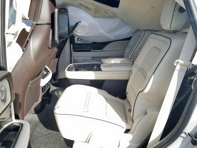 5LMJJ2TT8JEL02510 - 2018 LINCOLN NAVIGATOR SILVER photo 6