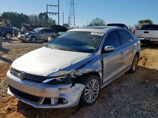 3VWLX7AJ7BM355799 - 2011 VOLKSWAGEN JETTA SEL SILVER photo 2