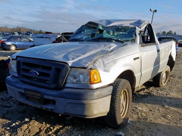 1FTYR10E24PB13293 - 2004 FORD RANGER SILVER photo 2