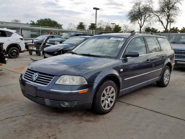 WVWVH63B13E219510 - 2003 VOLKSWAGEN PASSAT GLS BLUE photo 2