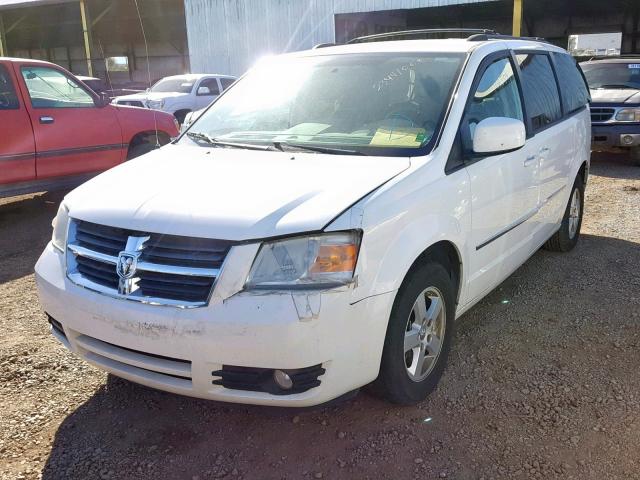 2D4RN5D19AR261257 - 2010 DODGE GRAND CARA WHITE photo 2