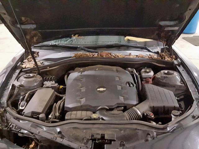 2G1FB1E32F9135274 - 2015 CHEVROLET CAMARO LS CHARCOAL photo 7