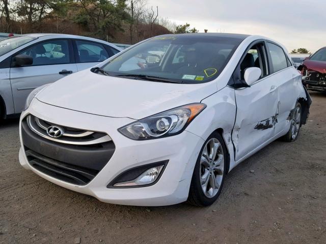 KMHD35LE3DU153625 - 2013 HYUNDAI ELANTRA GT WHITE photo 2