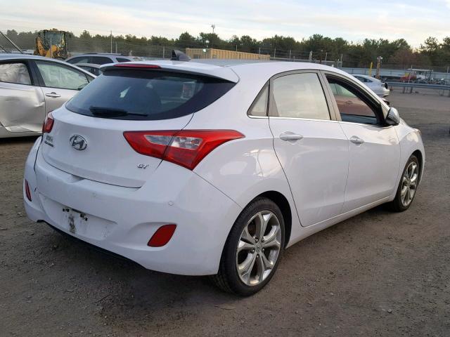 KMHD35LE3DU153625 - 2013 HYUNDAI ELANTRA GT WHITE photo 4