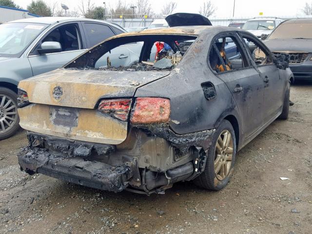 3VWLA7AJXFM206293 - 2015 VOLKSWAGEN JETTA TDI BURN photo 4