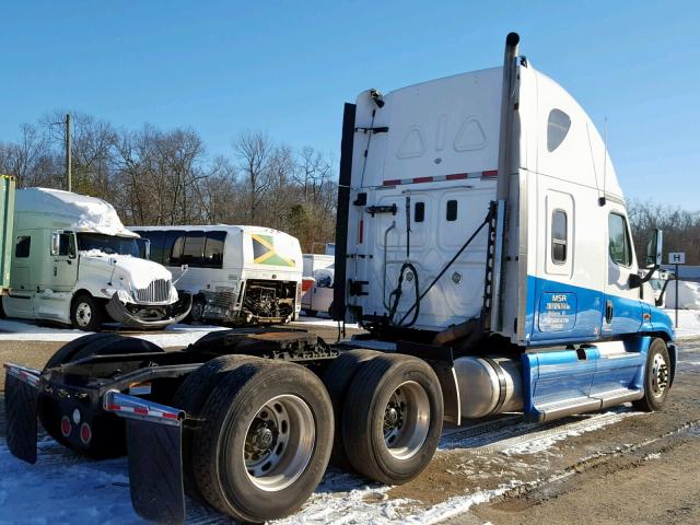 1FUJGLBG5BSAW6915 - 2011 FREIGHTLINER CASCADIA 1 TWO TONE photo 4