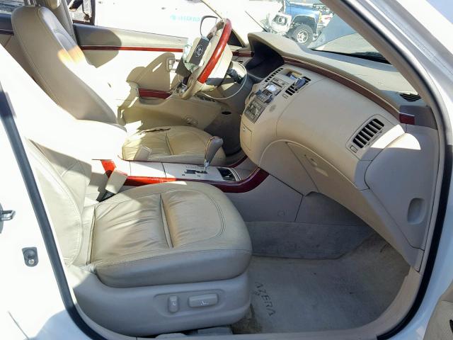 KMHFC46F46A121598 - 2006 HYUNDAI AZERA SE WHITE photo 5