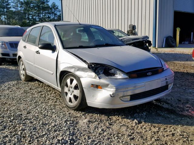 3FAFP37332R171437 - 2002 FORD FOCUS ZX5 SILVER photo 1