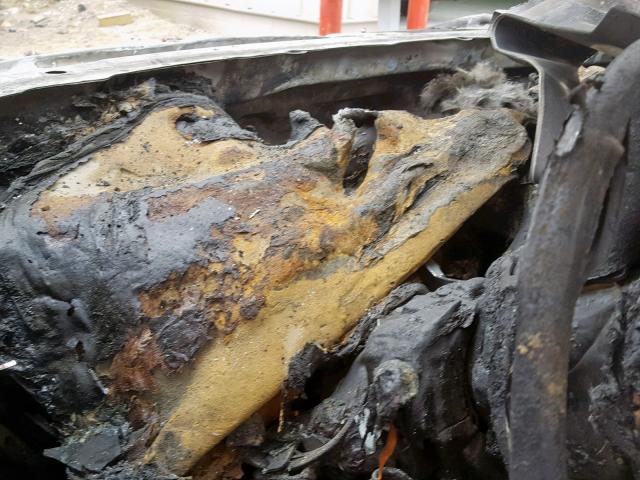 1ZVBP8AN8A5113614 - 2010 FORD MUSTANG BURN photo 8