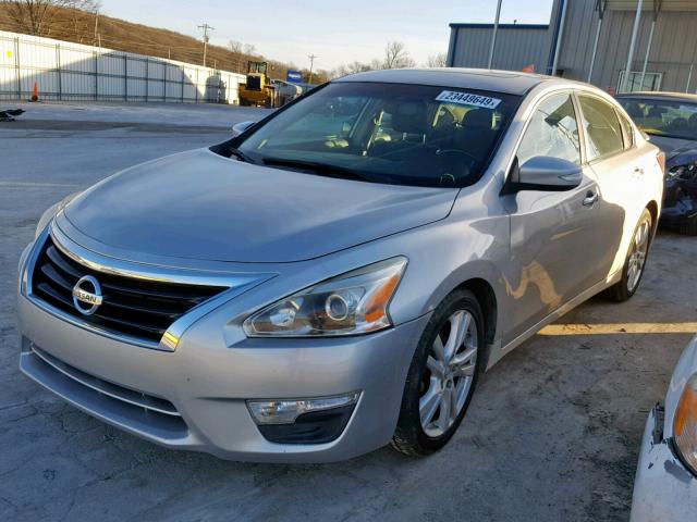 1N4BL3AP4DN538583 - 2013 NISSAN ALTIMA 3.5 SILVER photo 2