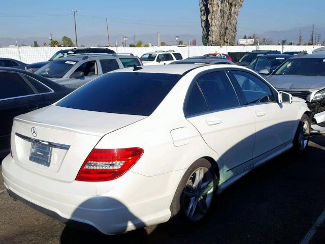 WDDGF4HB4EA944658 - 2014 MERCEDES-BENZ C 250 WHITE photo 4