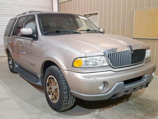 5LMFU28R32LJ15747 - 2002 LINCOLN NAVIGATOR 银色 照片 1
