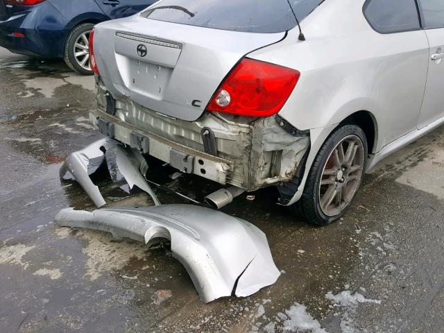 JTKDE177250042617 - 2005 TOYOTA SCION TC ვერცხლისფერი ფოტო 9