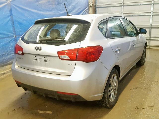 KNAFU5A29C5604081 - 2012 KIA FORTE EX SILVER photo 4