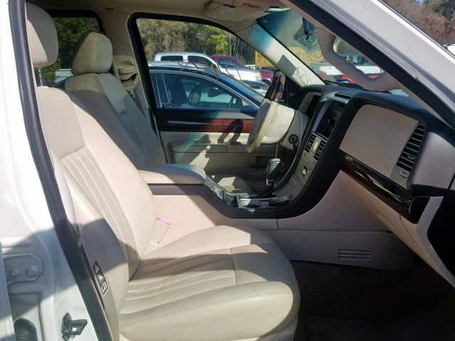 5LMEU68H73ZJ13962 - 2003 LINCOLN AVIATOR 白色 照片 5