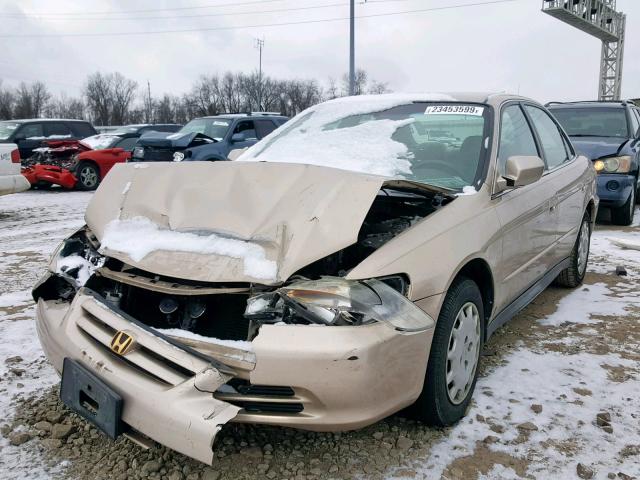 1HGCG56451A109339 - 2001 HONDA ACCORD LX BEIGE photo 2