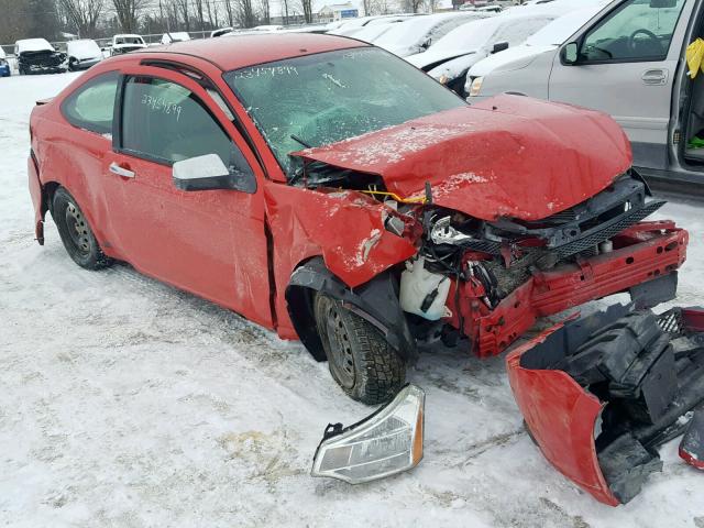 1FAHP32N38W296655 - 2008 FORD FOCUS S/SE RED photo 9