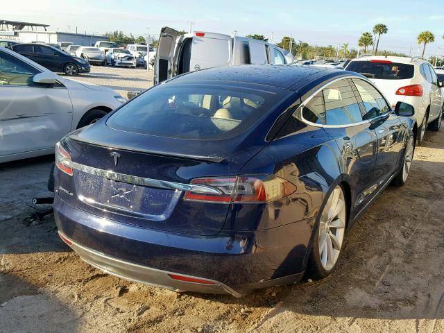 5YJSA1DP0DFP06279 - 2013 TESLA MODEL S BLUE photo 4