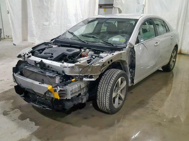1G1ZC5E17BF370111 - 2011 CHEVROLET MALIBU 1LT SILVER photo 2