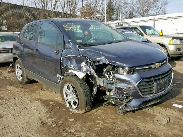 3GNCJKSB8JL293338 - 2018 CHEVROLET TRAX LS GRAY photo 1