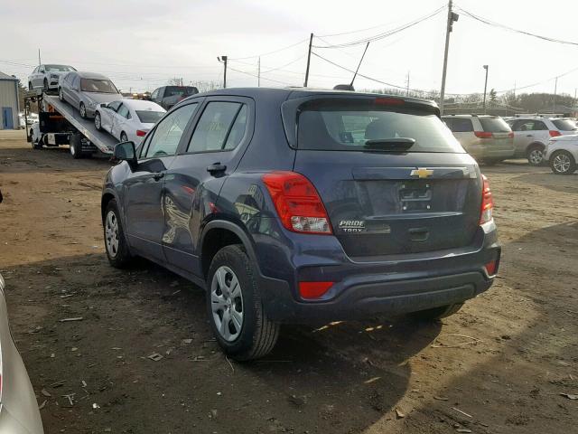 3GNCJKSB8JL293338 - 2018 CHEVROLET TRAX LS GRAY photo 3