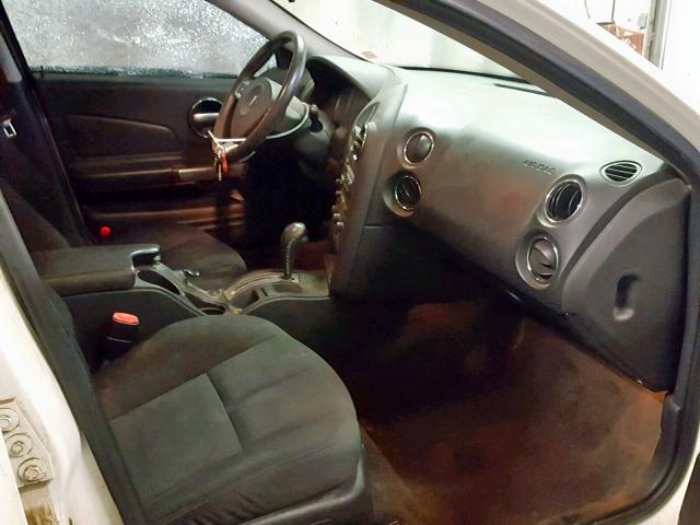 2G2WP552661102529 - 2006 PONTIAC GRAND PRIX WHITE photo 5