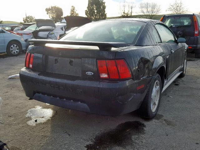 1FAFP40471F184907 - 2001 FORD MUSTANG BLACK photo 4