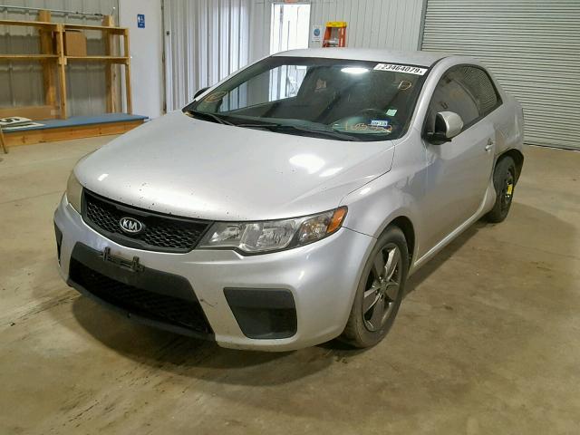 KNAFU6A26A5163352 - 2010 KIA FORTE EX SILVER photo 2