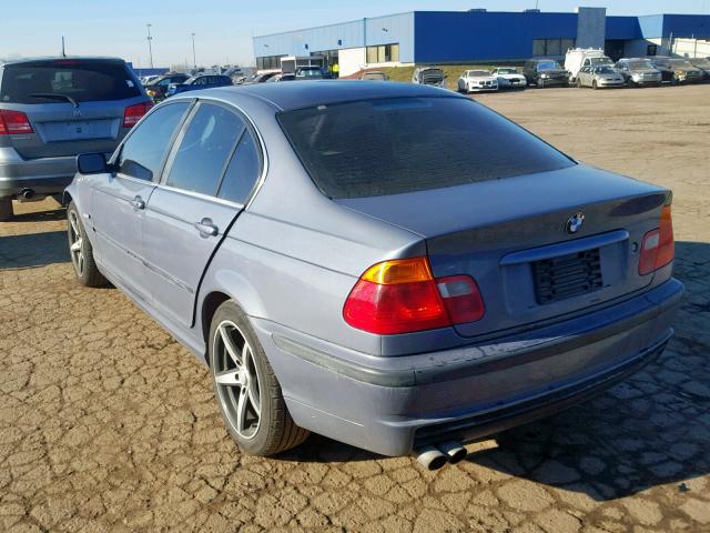 WBAAV53461JS95017 - 2001 BMW 330XI رمادي صورة 3