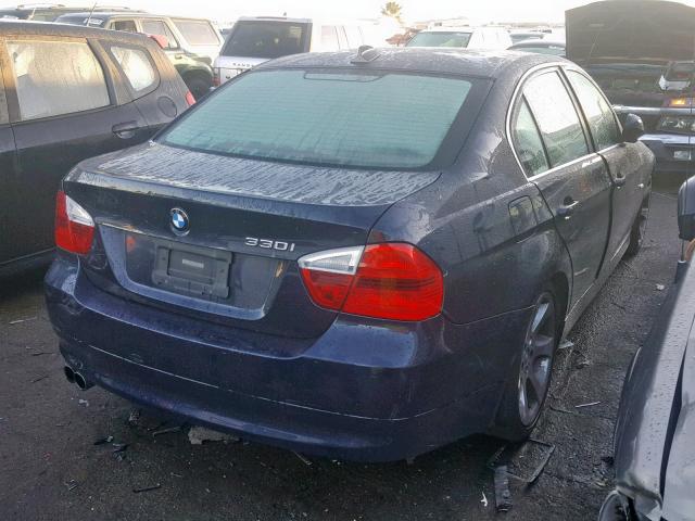 WBAVB33586KR74814 - 2006 BMW 330 I BLUE photo 4