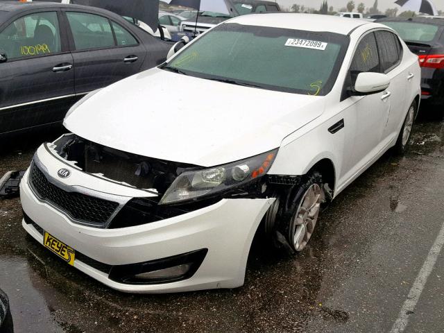 KNAGM4A71D5407823 - 2013 KIA OPTIMA LX თეთრი ფოტო 2