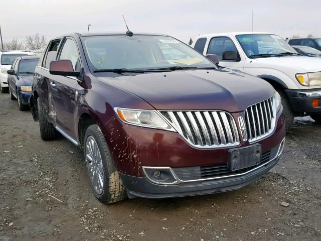 2LMDJ6JKXBBJ15868 - 2011 LINCOLN MKX BURGUNDY photo 1