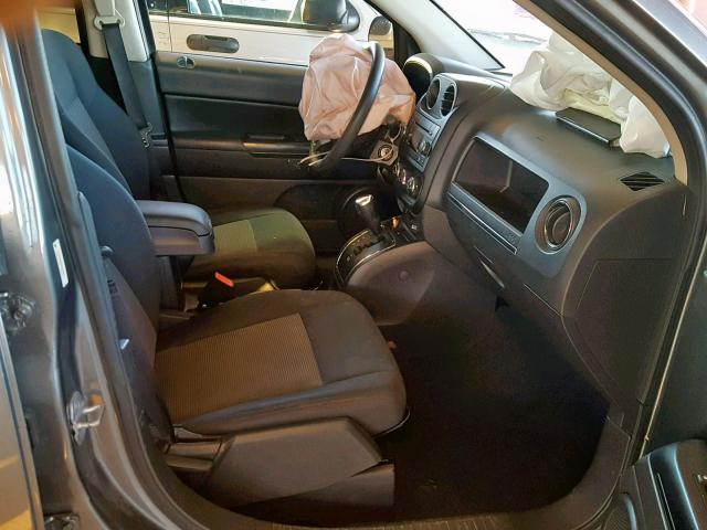 1C4NJCBB8CD602452 - 2012 JEEP COMPASS SP 灰色 照片 5