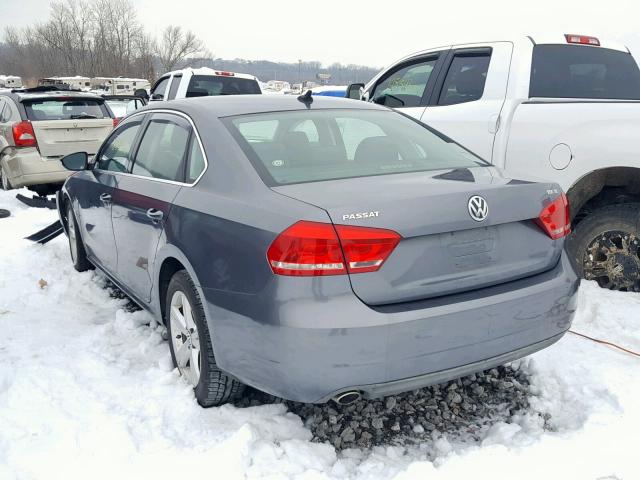 1VWBN7A38CC007788 - 2012 VOLKSWAGEN PASSAT SE GRAY photo 3