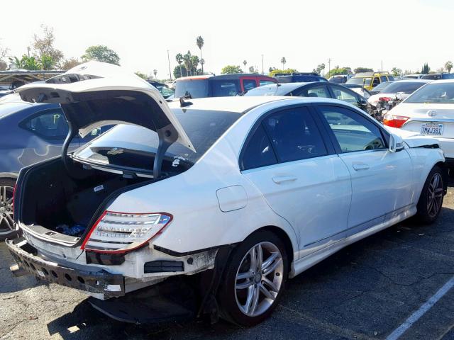 WDDGF4HB1DR296373 - 2013 MERCEDES-BENZ C 250 WHITE photo 4