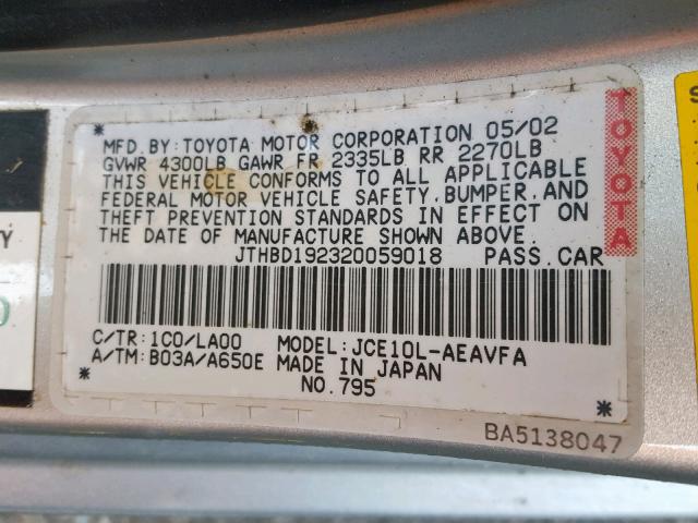 JTHBD192320059018 - 2002 LEXUS IS 300 SILVER photo 10