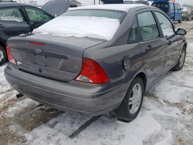 1FAFP34383W173753 - 2003 FORD FOCUS SE C GRAY photo 4