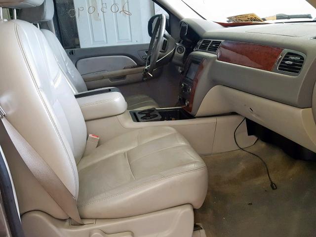 3GNFK12357G170384 - 2007 CHEVROLET AVALANCHE GRAY photo 5