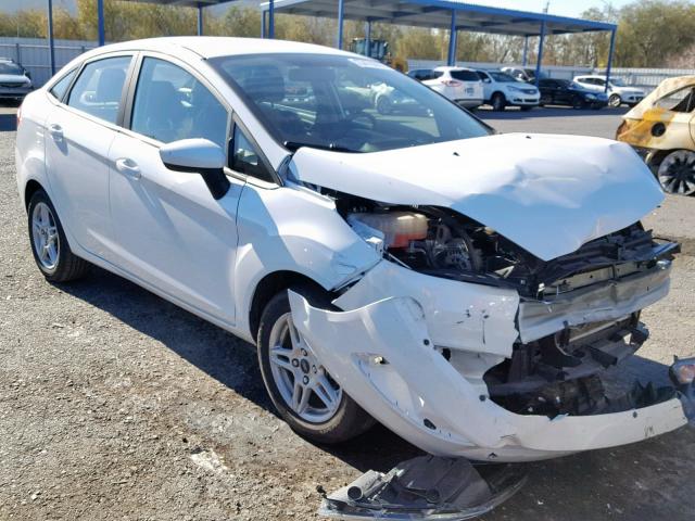 3FADP4BJXJM114232 - 2018 FORD FIESTA SE WHITE photo 1