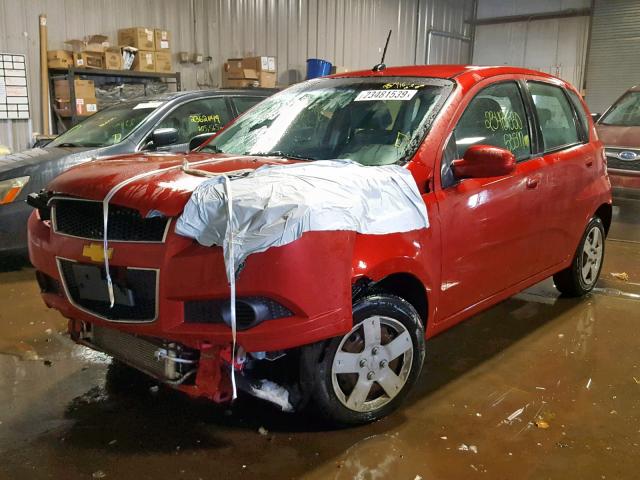 KL1TD66E09B651435 - 2009 CHEVROLET AVEO LS RED photo 2
