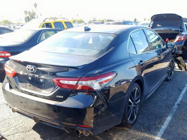 4T1BZ1HK5JU010717 - 2018 TOYOTA CAMRY XSE BLACK photo 4