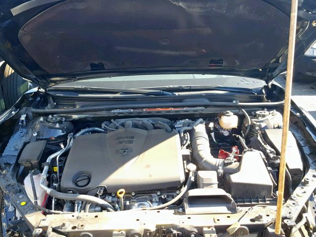 4T1BZ1HK5JU010717 - 2018 TOYOTA CAMRY XSE BLACK photo 7