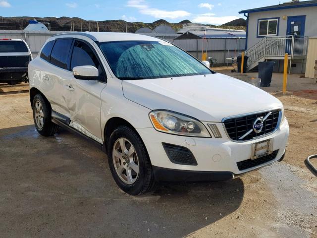 YV4952DL7B2138700 - 2011 VOLVO XC60 3.2 WHITE photo 1