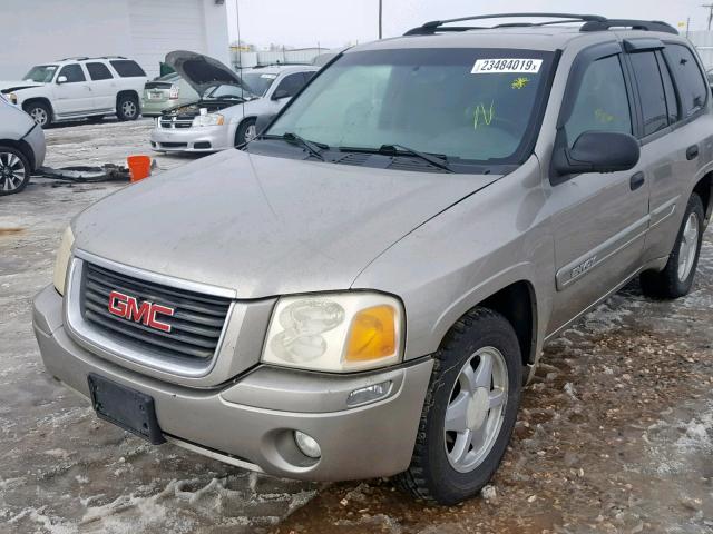 1GKDT13S422446949 - 2002 GMC ENVOY GOLD photo 2