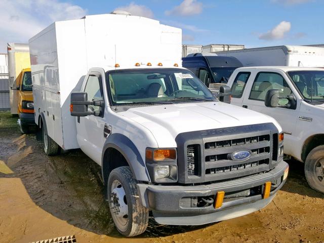 1FDAF56R08EB86641 - 2008 FORD F550 SUPER WHITE photo 1